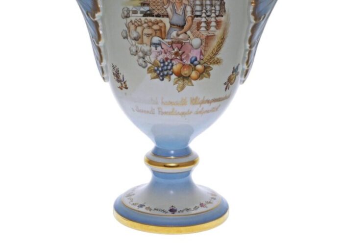 1949 herend porcelain world congress trade unions urn 0021