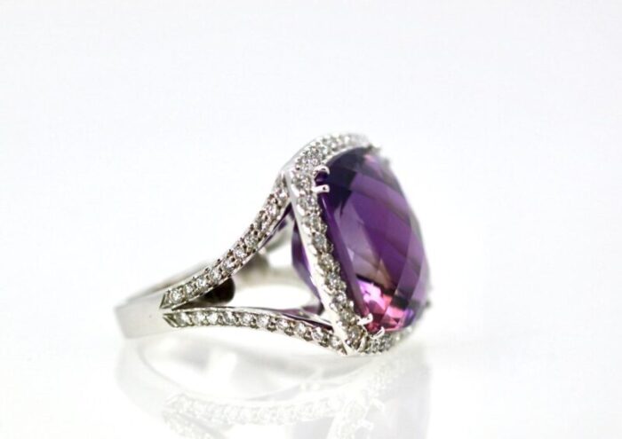 1980s amethyst ring 25 carats with diamond border size 75 3364