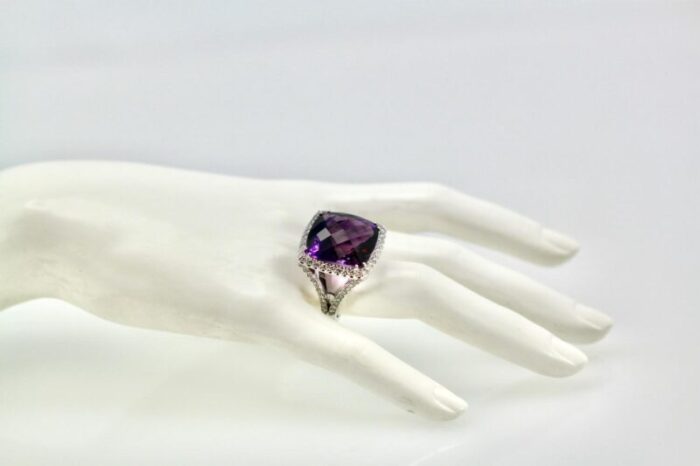 1980s amethyst ring 25 carats with diamond border size 75 6367