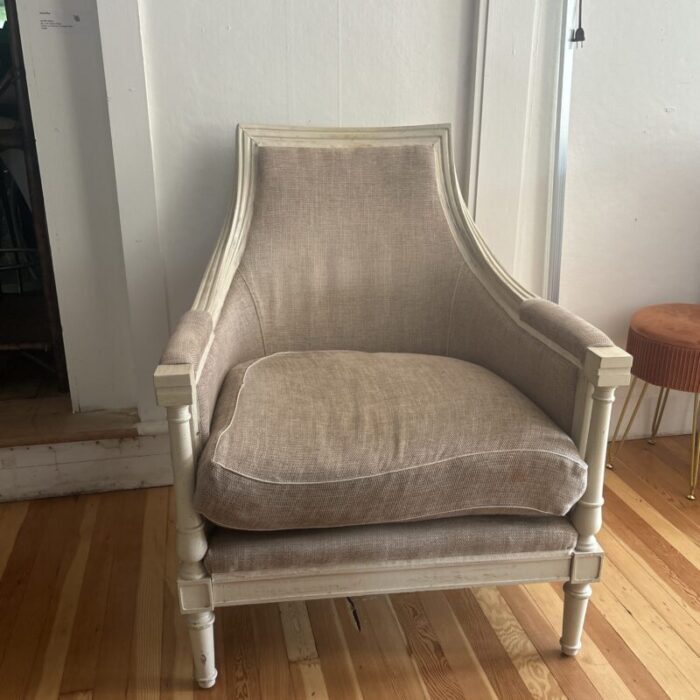 1990s antique french country style accent chair 8690