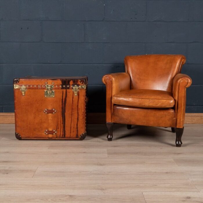 20th century french trunk in natural cowhide from louis vuitton 1900s 3