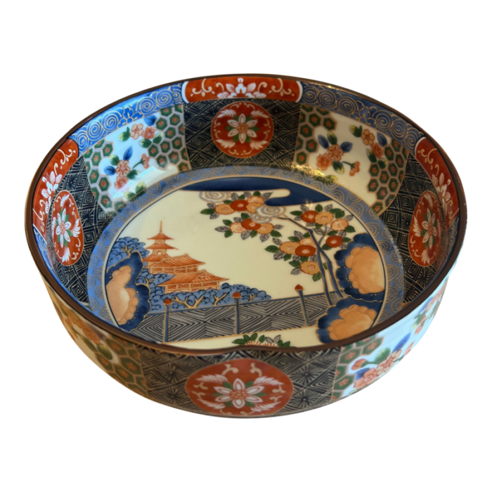 20th century japanese imari porcelain bowl decorated in temple garden pattern 5284