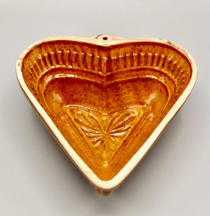 alsace french heart shaped pottery mold 4583