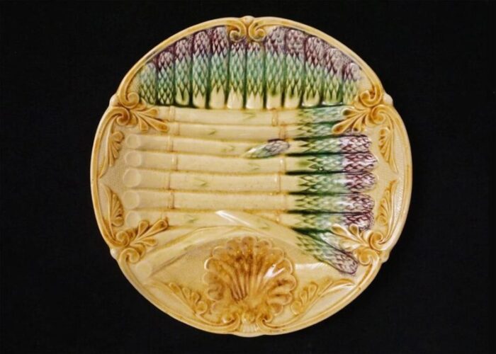 antique french majolica onnaing asparagus plate 7756