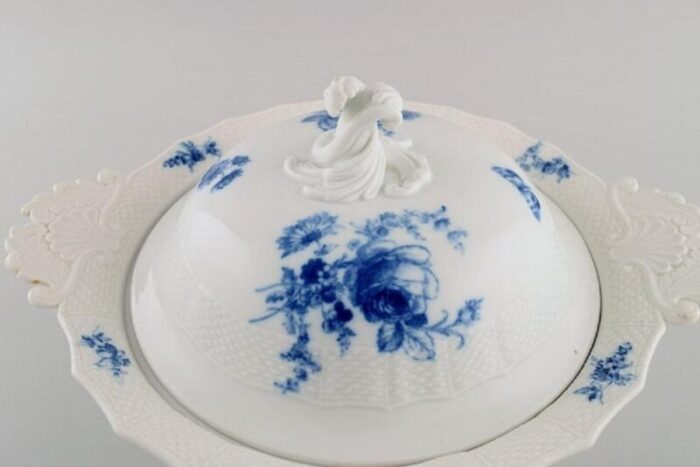 antique hand painted porcelain lidded tureen with handles from meissen 4