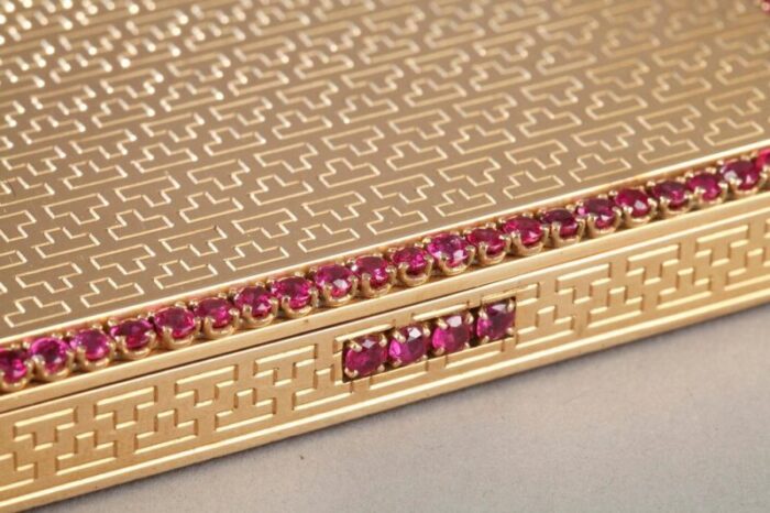 art deco gold and ruby compact 6