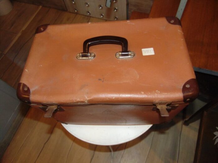 art deco suitcase 2