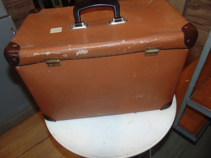 art deco suitcase 4