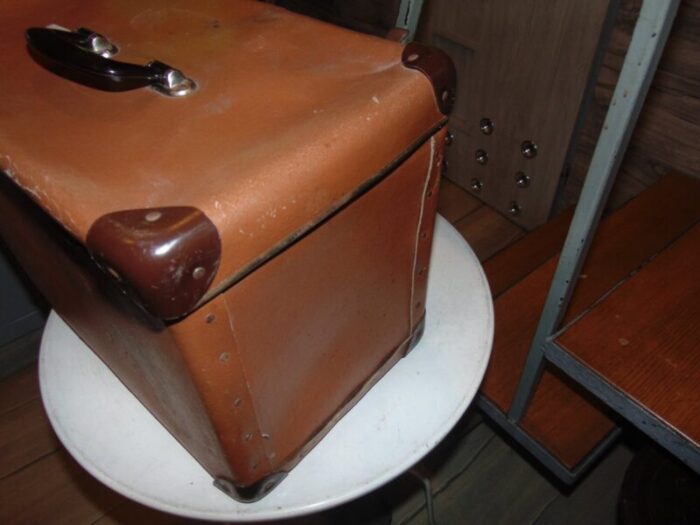 art deco suitcase 5