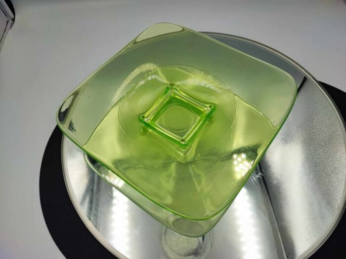 art deco uranium glass plate 2