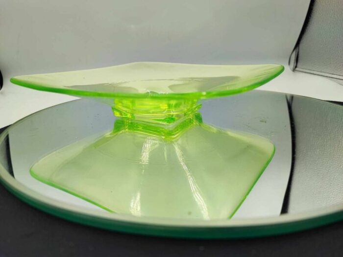 art deco uranium glass plate 3