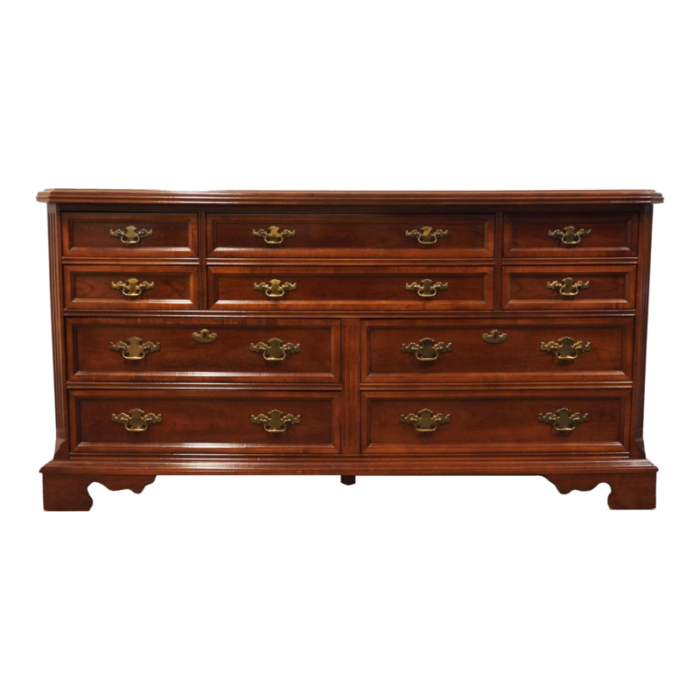 bassett furniture solid cherry traditional style 65 ten drawer dresser 2072 2270 237 0968