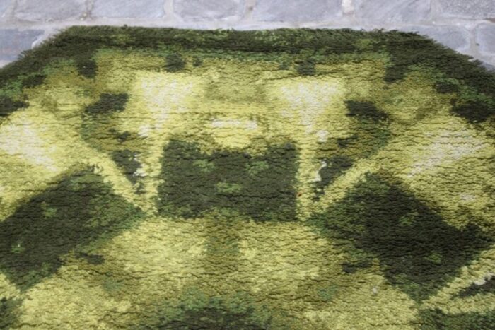 belgian octagonal wool rug capri by louis depoortere 1970s 2