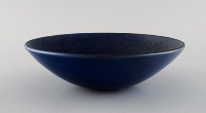 bowl in glazed stoneware by suzanne ramie for atelier madoura 4