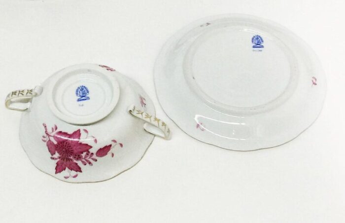 chinese bouquet raspberry porcelain cream soup cups and stands from herend set of 16 5