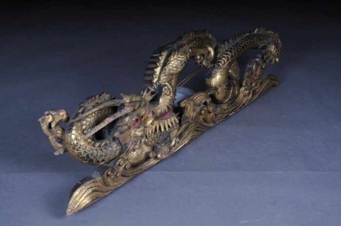 chinese ming dragon wall decoration in giltwood 8