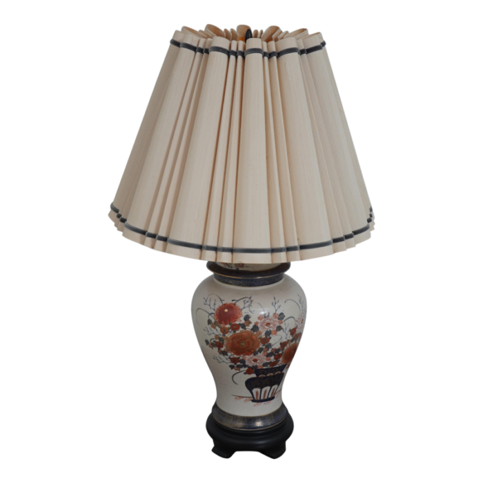 chinoiserie floral decorated porcelain urn table lamp 9708