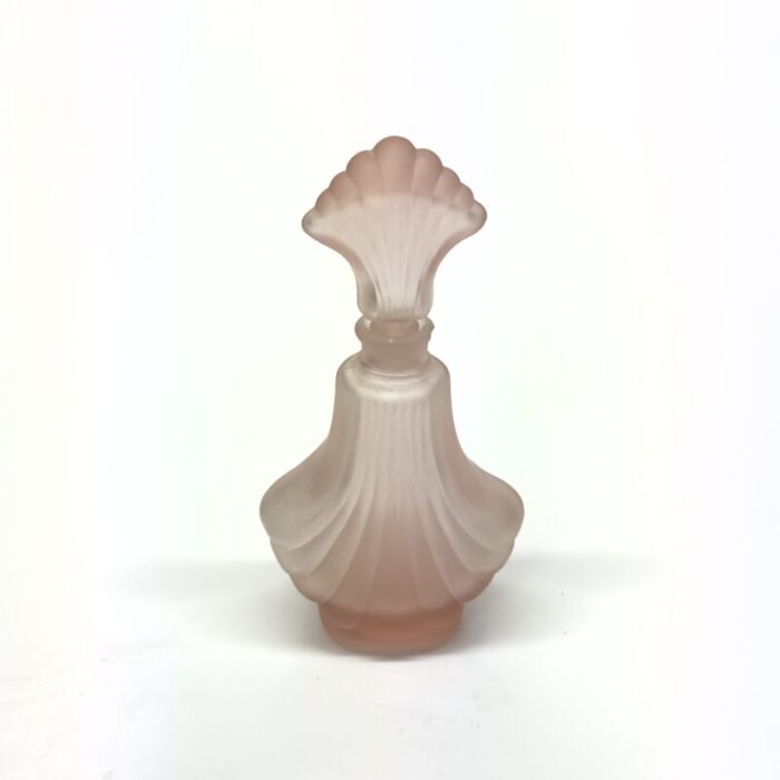 classical style pink vessel curation group of 5 8671