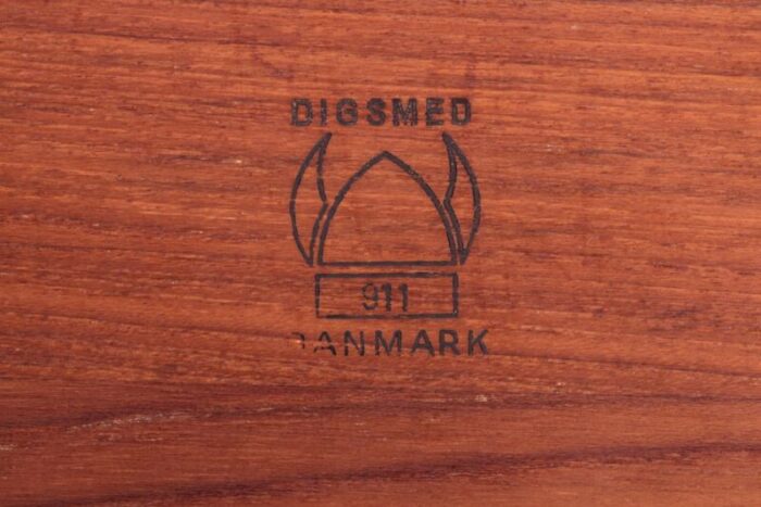 danish teak model 911 tray from digsmed 8