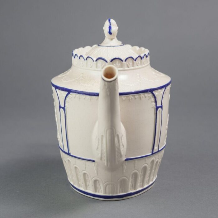 english stoneware teapot by castleford c 1810 3576