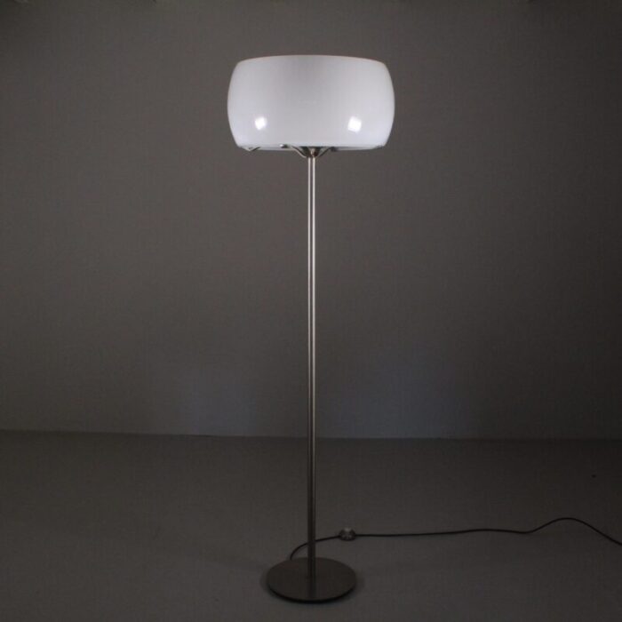 floor lamp mod clitumnus by vico magistretti for artemide 0001