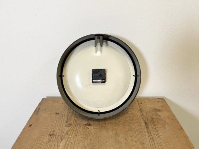 industrial bakelite factory wall clock from pragotron 1960s 10