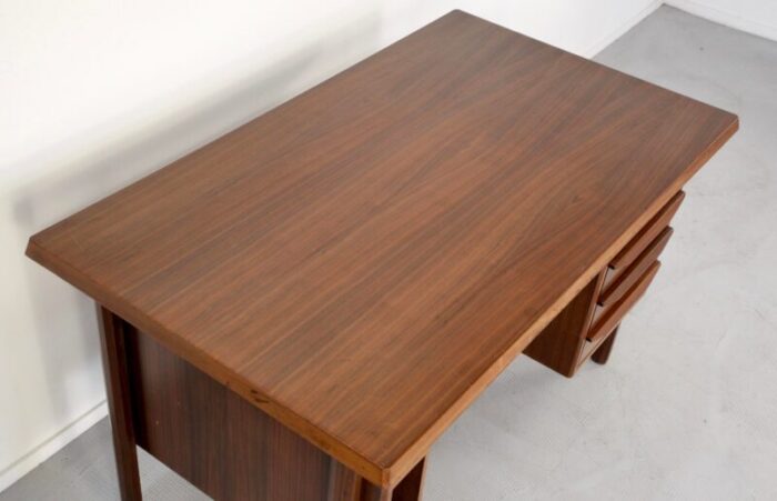 italian desk in teak 1960s 2596