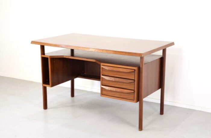 italian desk in teak 1960s 8843