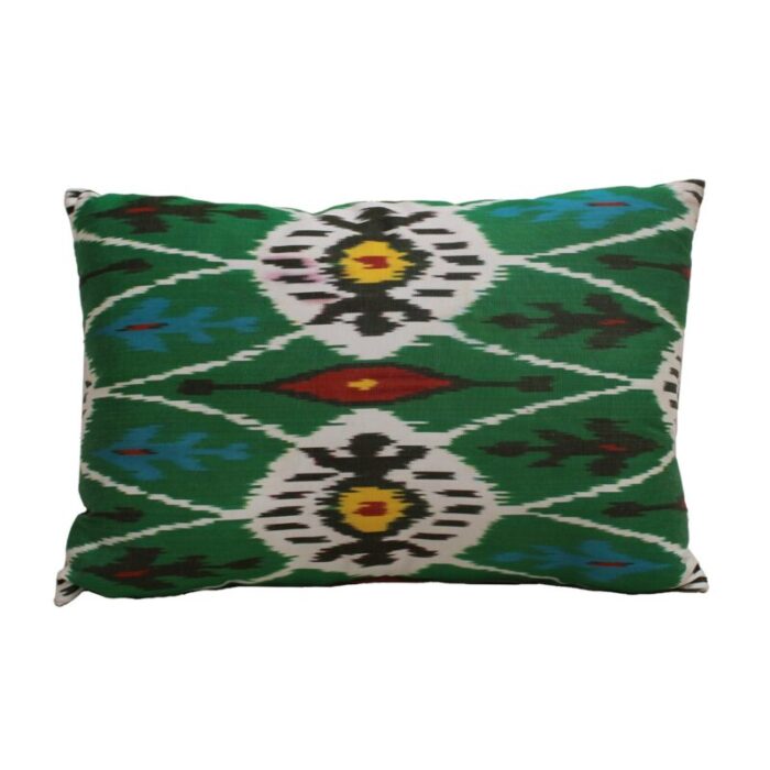 kazakhstan cushion in silk and wool 1