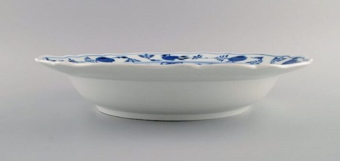 large antique blue porcelain onion bowl from meissen 4