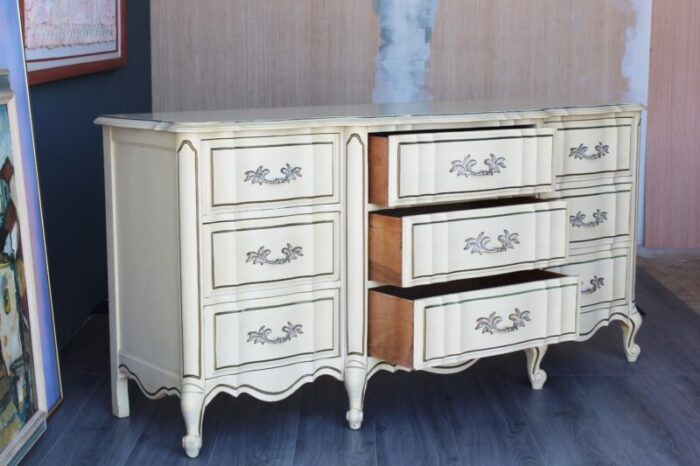 late 20th century french style cream dresser of nine drawers 6827