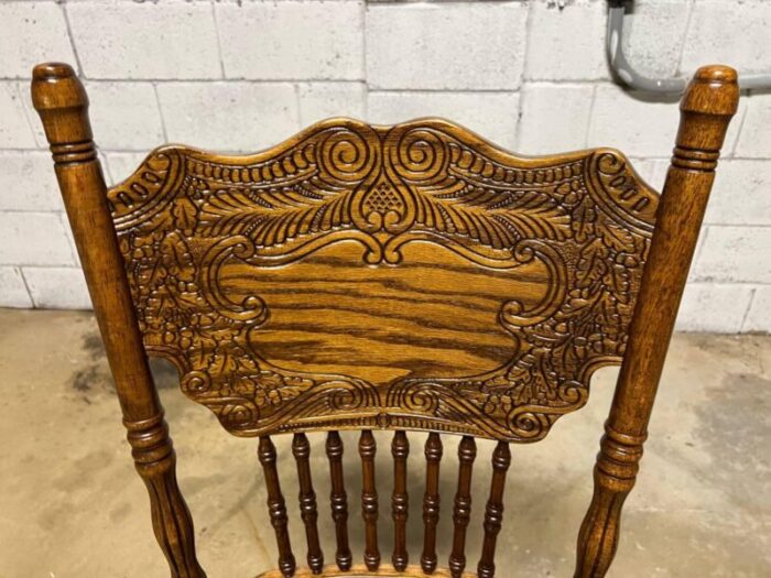 mid 20th century set of four vintage solid pressed back tiger oak carved dining chairs 8110