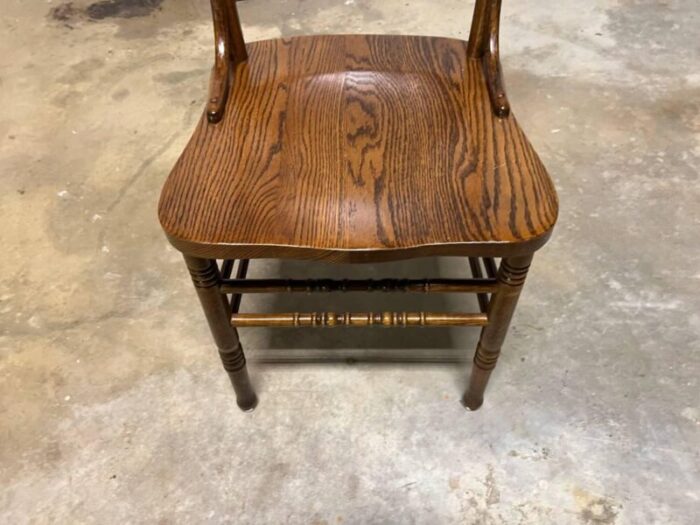 mid 20th century set of four vintage solid pressed back tiger oak carved dining chairs 8883