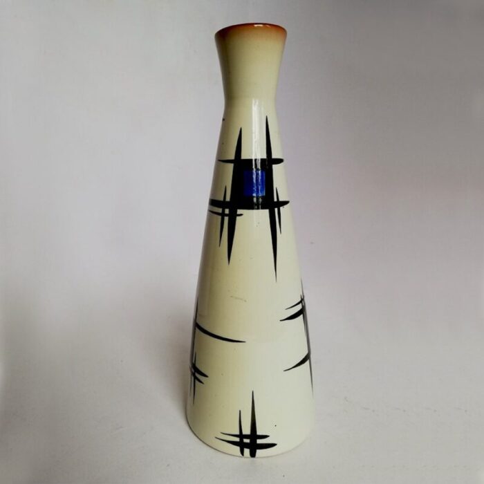 mid century vase by leonardi rovereto 3