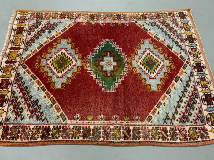 moroccan berber tazenakht rug in red blue 4