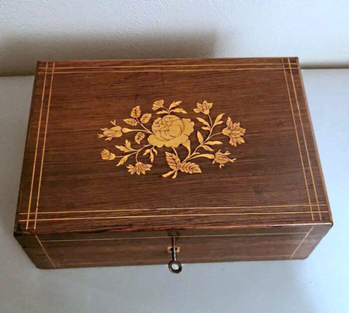 napoleon iii style walnut table box 1870s 5