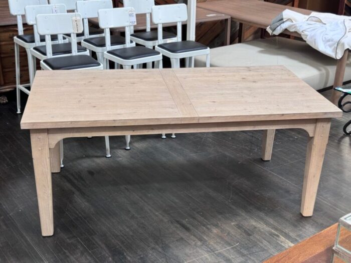 new international atelier volaia fix dining table 3487