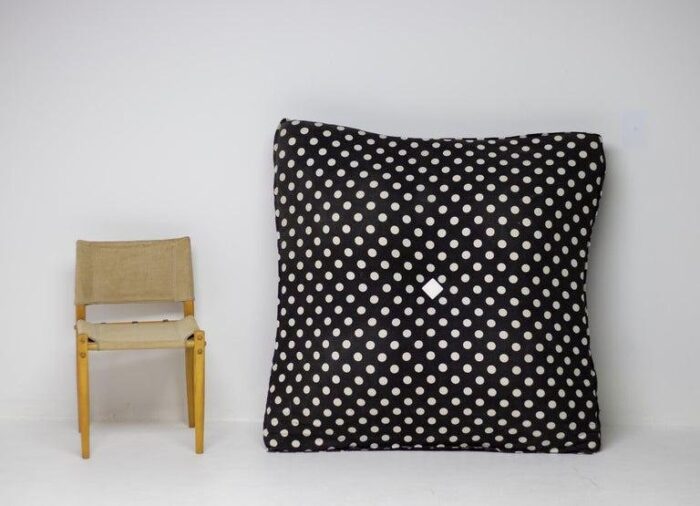 pillow with polka dot fabric from gufram 6