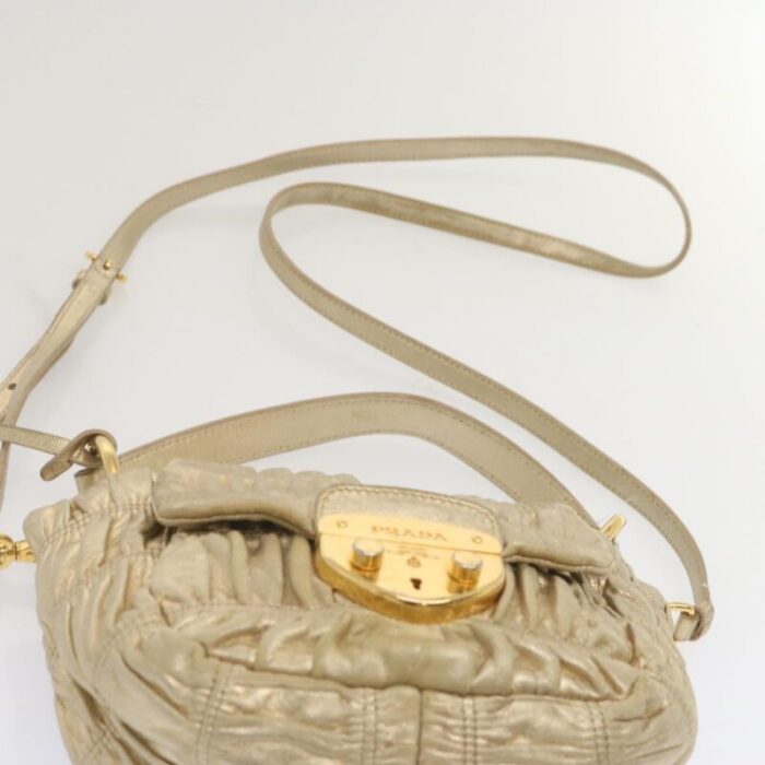 prada saffiano shoulder bag 9868