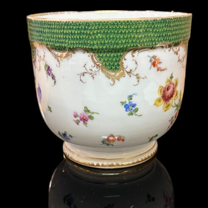 r k dresden porcelain cachepot circa 1900 7257