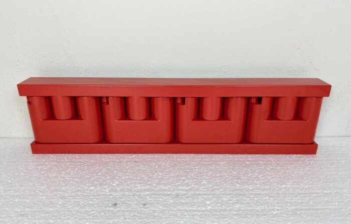 red plastic minivip wall coat rack by benanti brunori for velca italy 1970 4