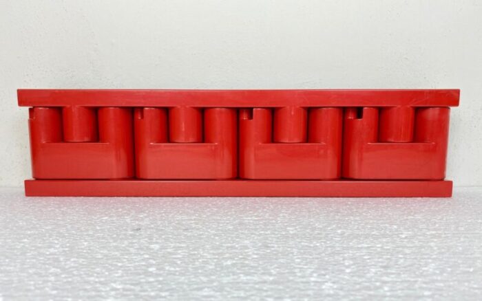 red plastic minivip wall coat rack by benanti brunori for velca italy 1970 5