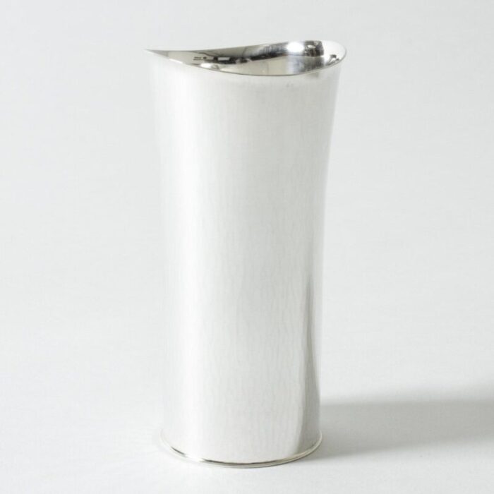 silver vase by sigurd persson 3