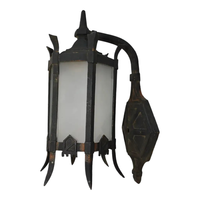 single 1920s bronze outdoor sconce 7534