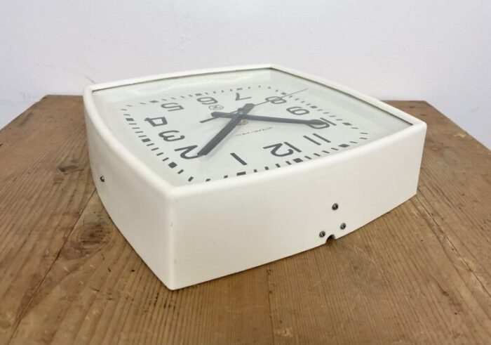 soviet industrial white bakelite factory wall clock from strela 1970s 13