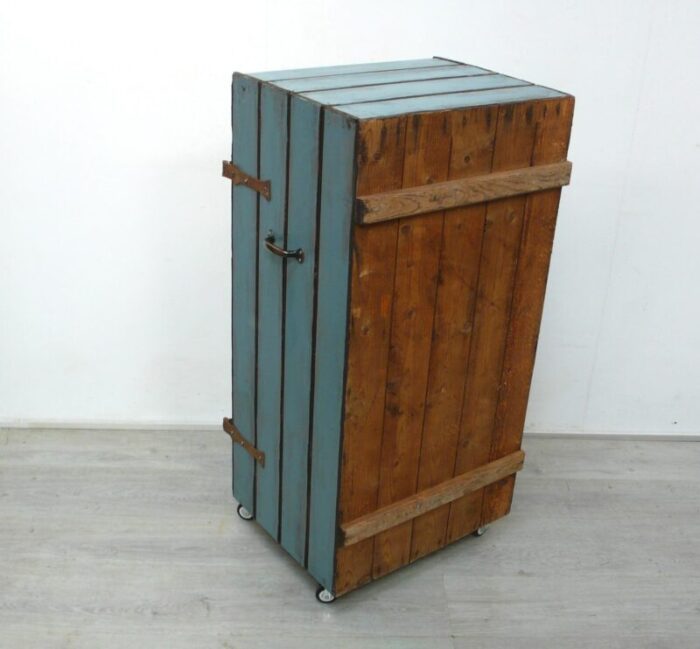 transportation wooden box on wheels in shabby blue and multicolour 1940s 4968