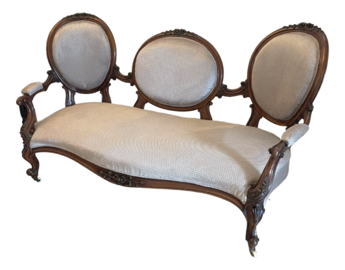 victorian cameo back carved walnut sofa 1860s 3370