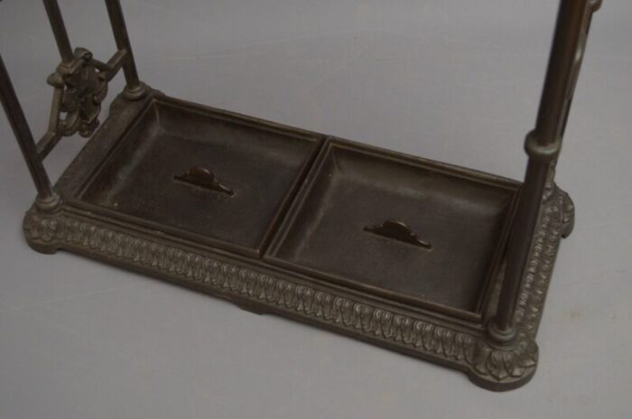 victorian cast iron umbrella stand 4