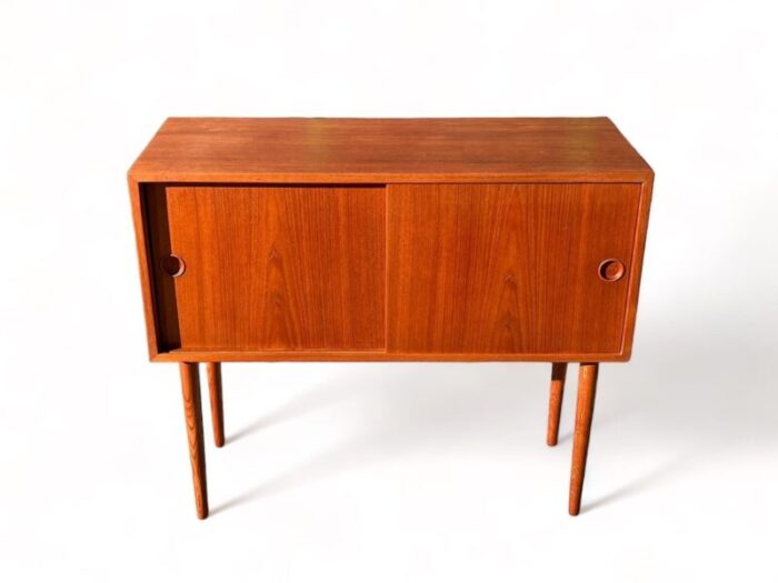 vintage danish teak sideboard by feldballes mbelfabrik 9509