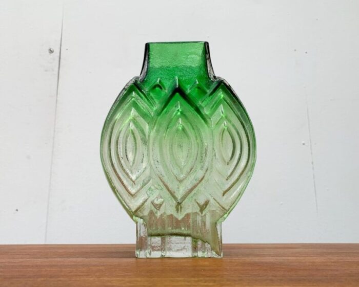 vintage finnish glass vase by kaj blomqvist for kumela 18